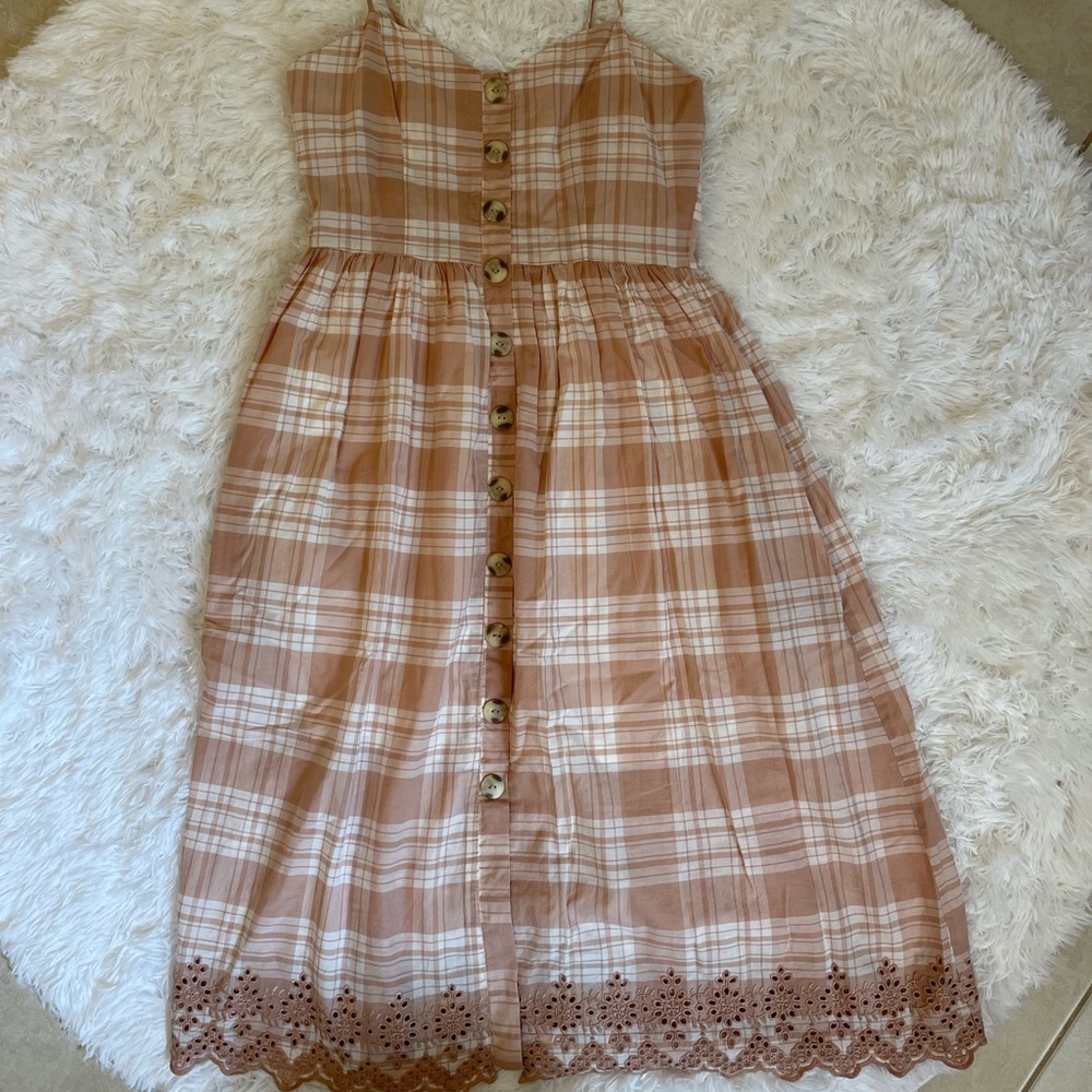 Francesca’s Midi Spring Time Dusty Pink Plaid Dress